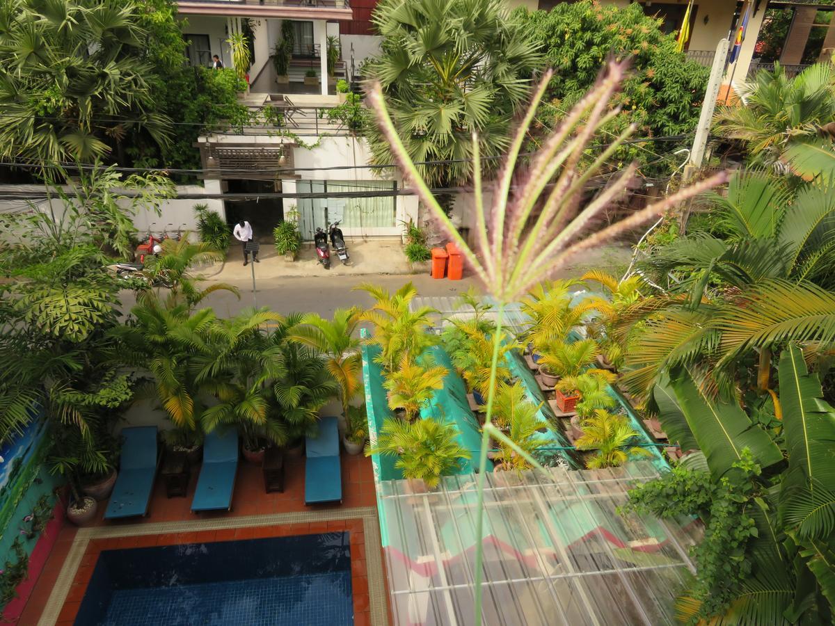 The Little Garden Boutique Hotel Phnom Penh Exterior foto